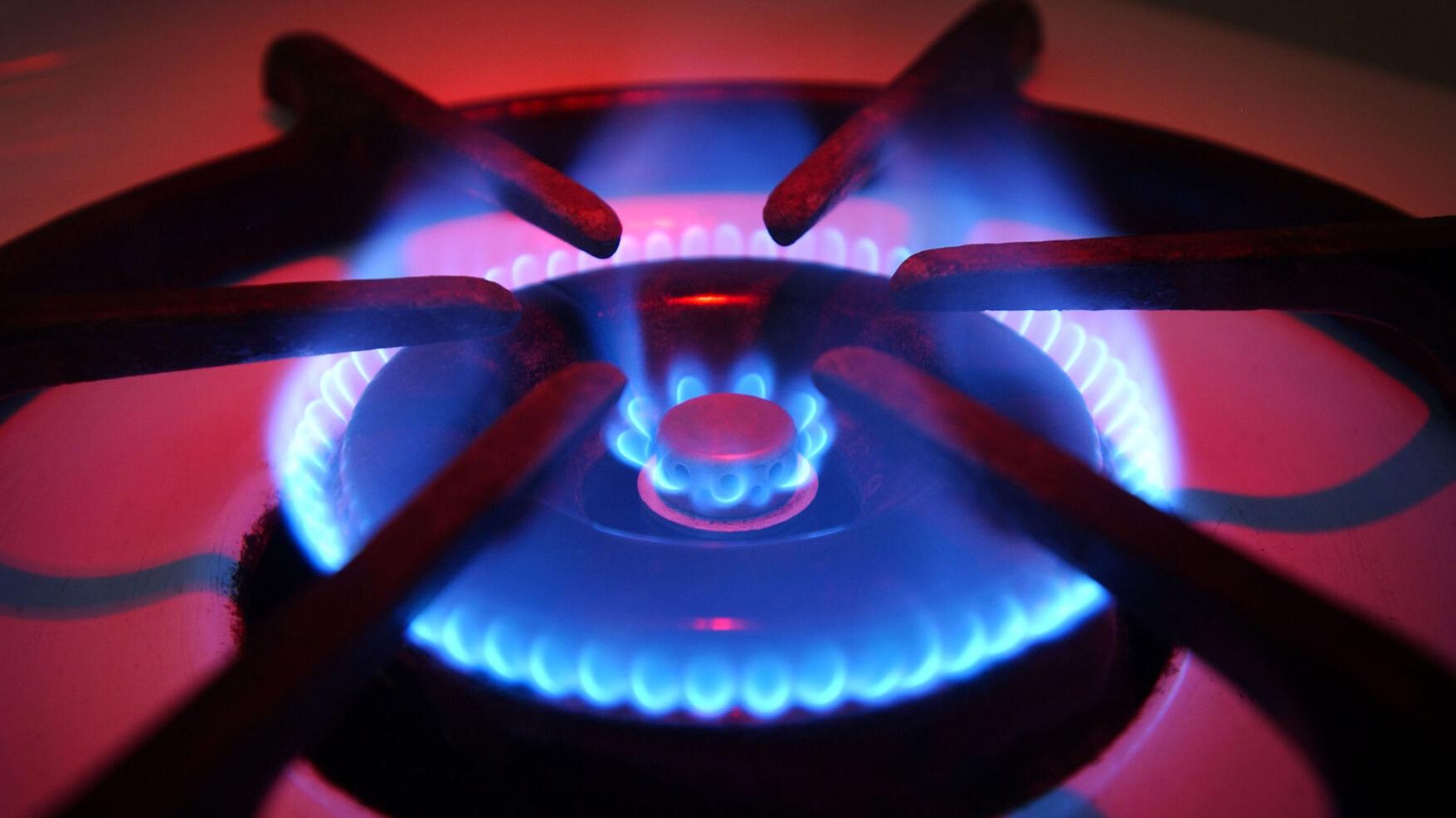 Federal agency considering ban on gas stoves